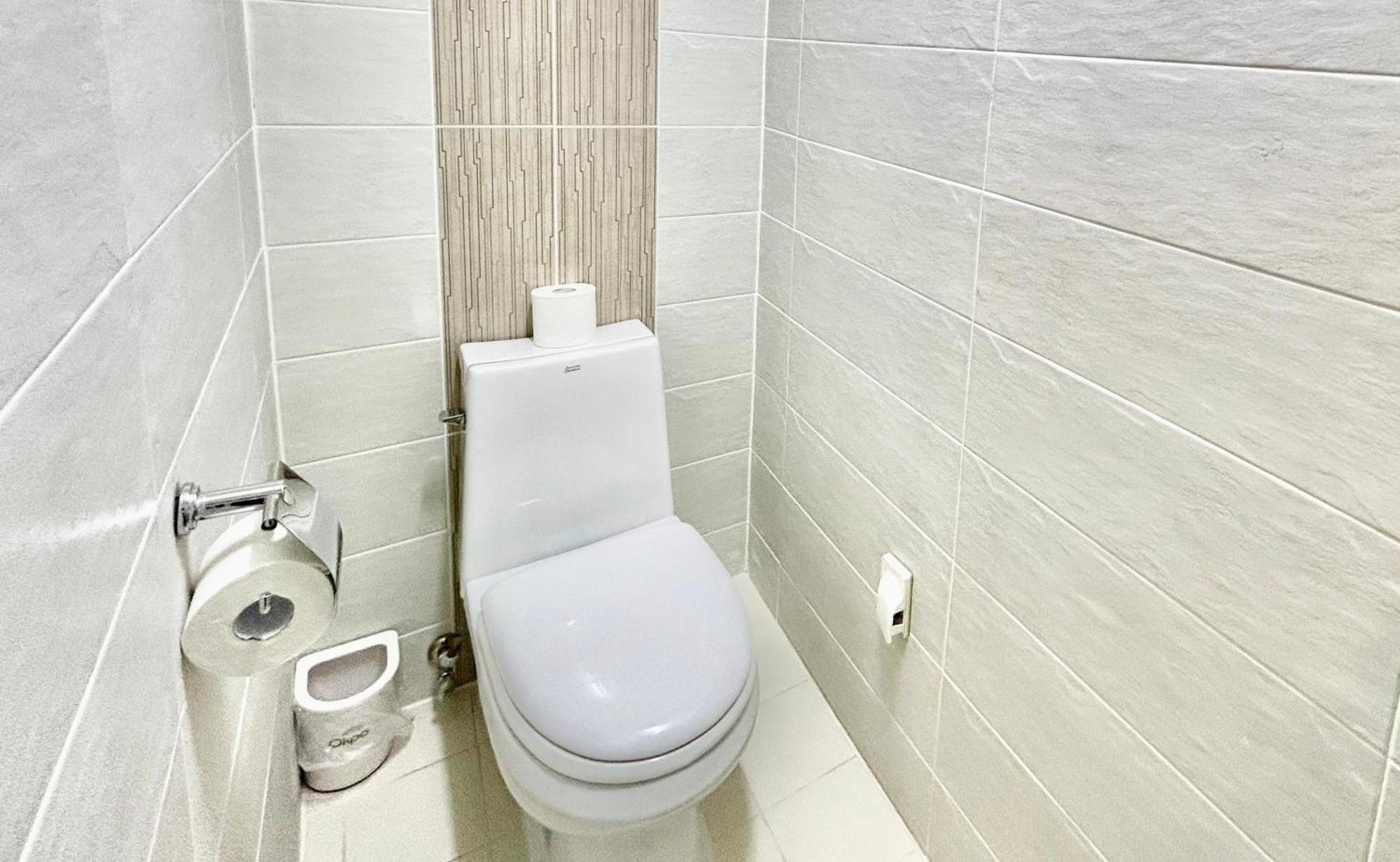 Okpo Business Hotel Geoje Eksteriør bilde